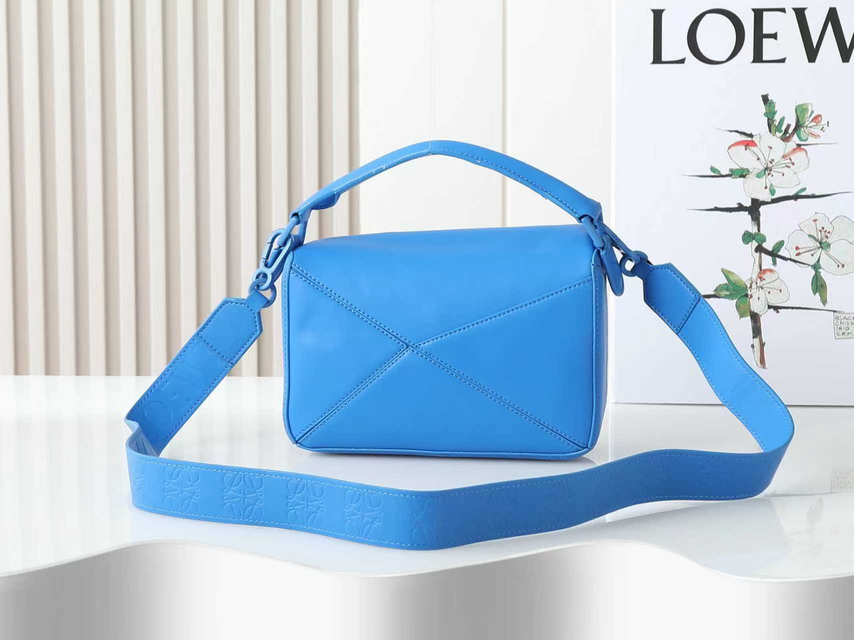 Loewe M88 25x17cm ss4_2