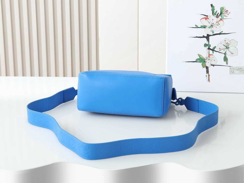 Loewe M88 25x17cm ss4_4