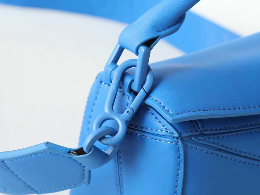 Loewe M88 25x17cm ss4_5