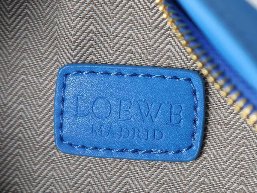 Loewe M88 25x17cm ss4_8