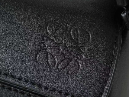 Loewe M88 25x17cm ss5_6