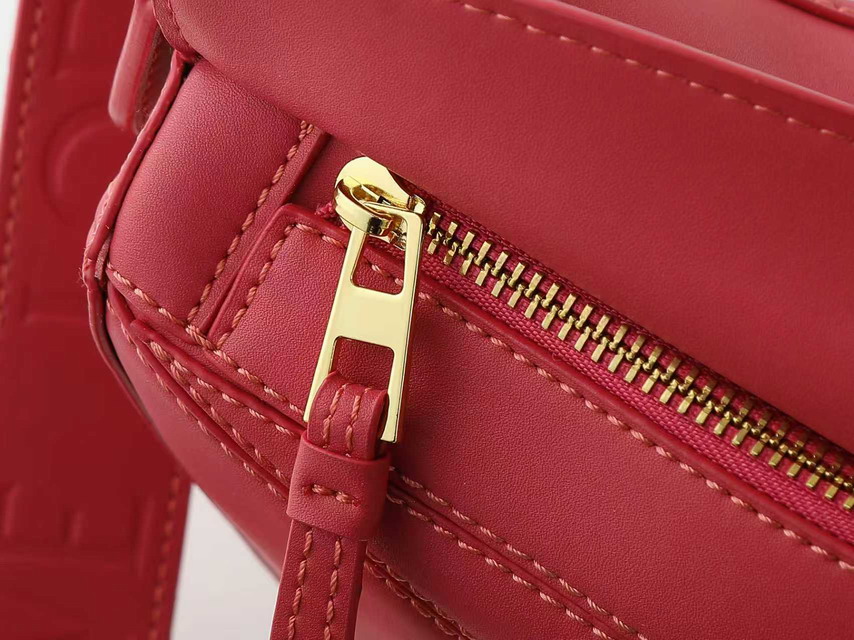 Loewe M88 25x17cm ss_8