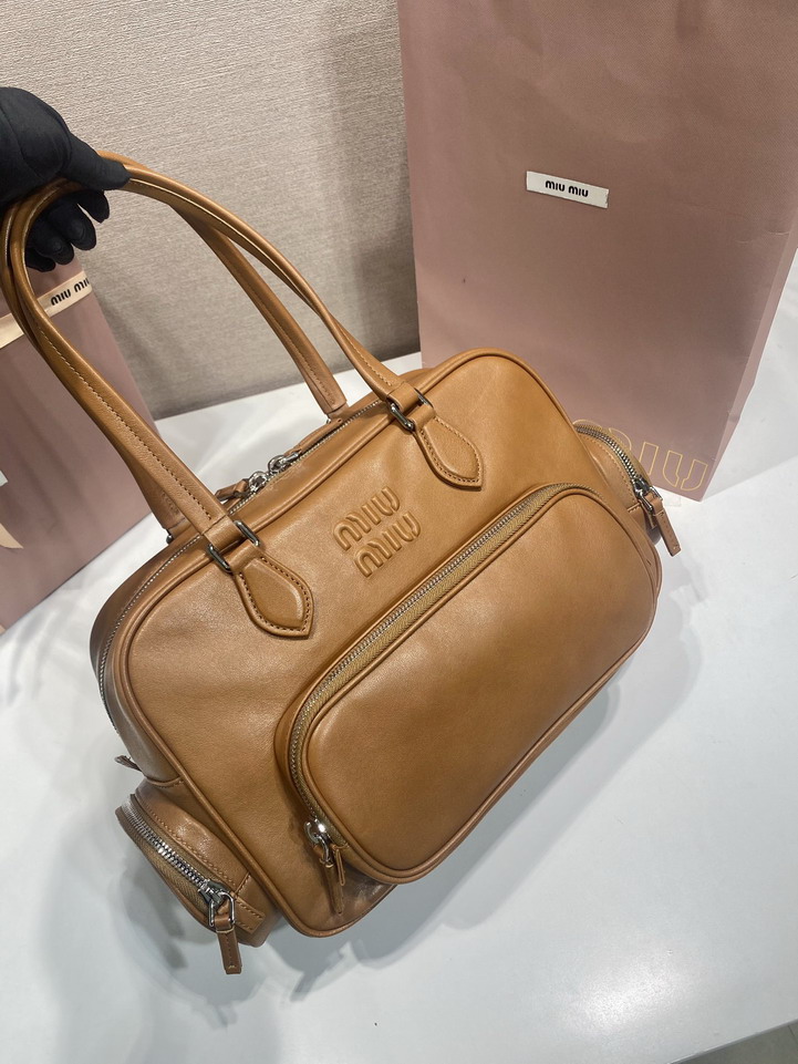 Miu 5BB159 32x22x14cm AP1_3