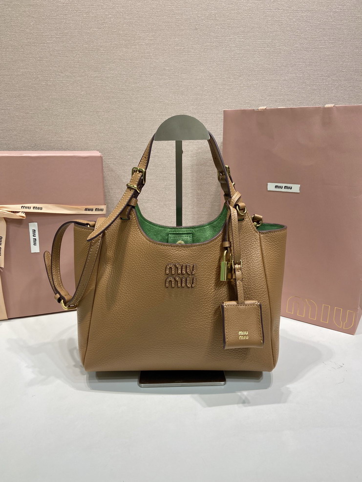 Miu 5BB304 25 5x20x13cm AP_1