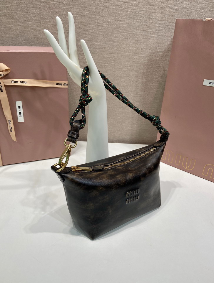 Miu 5NE841 18 5x14x10cm AP2_3