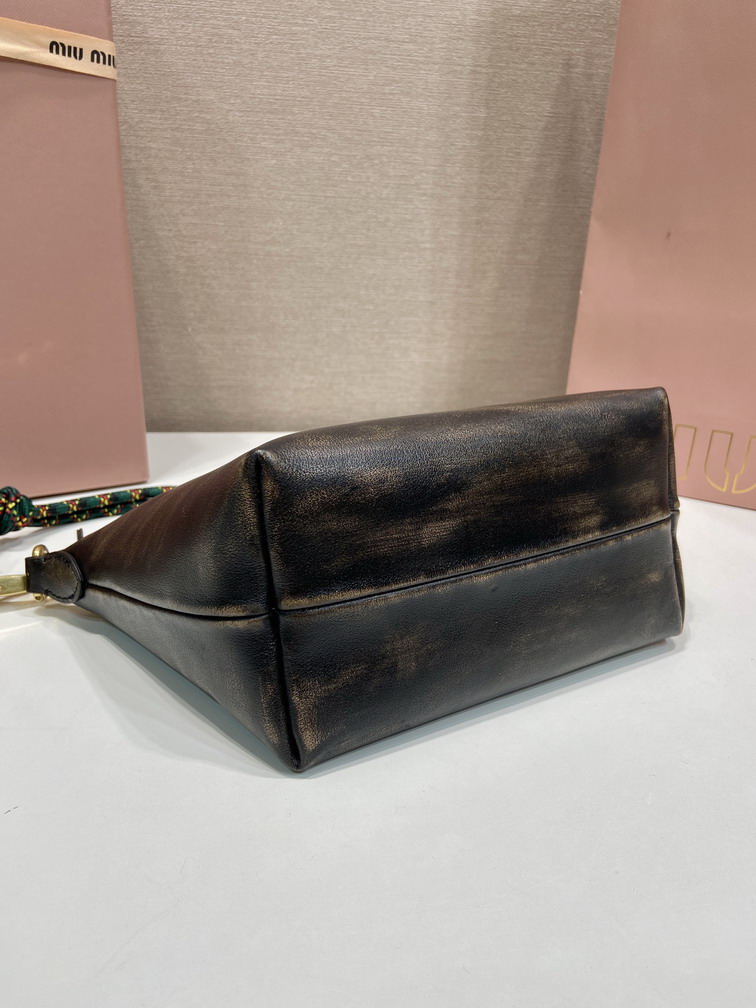 Miu 5NE841 18 5x14x10cm AP2_5