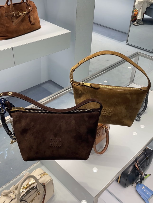 Miu 5NE841 18 5x14x10cm AP_2