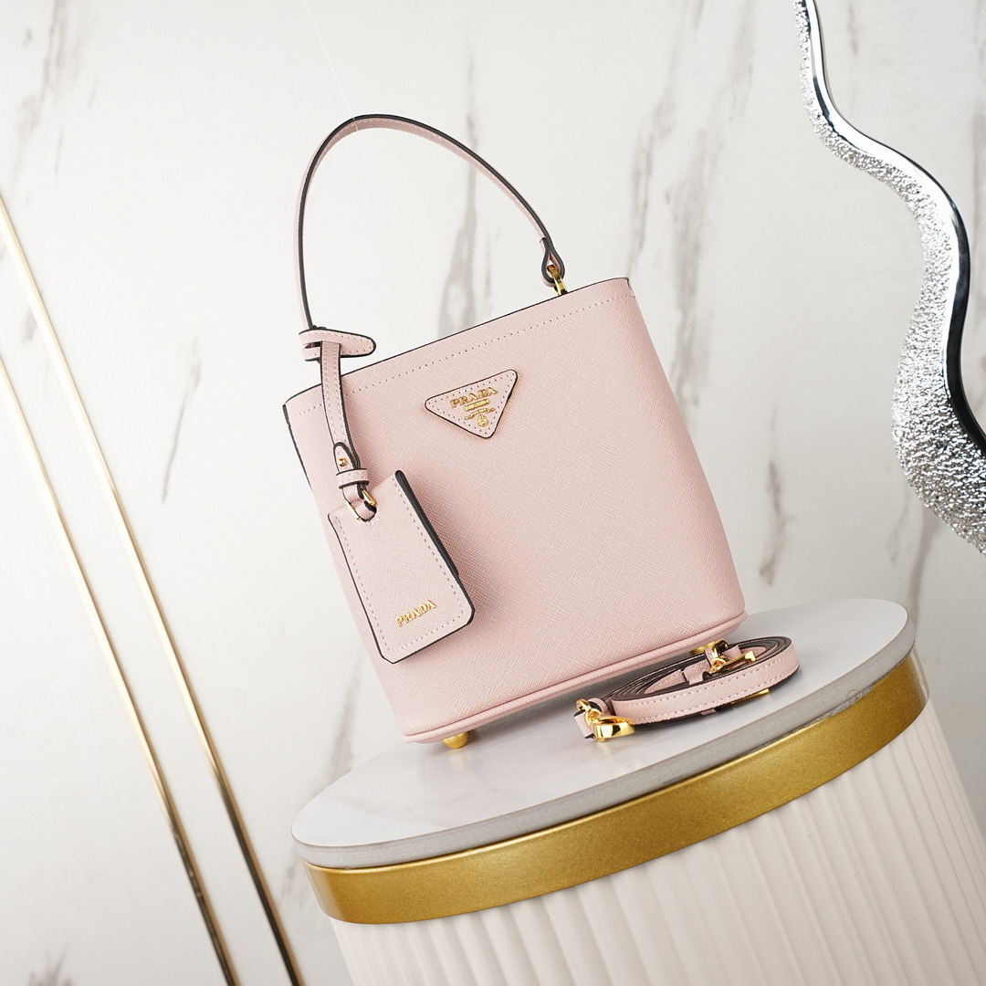 Prada 23x23x13cm jj1_1