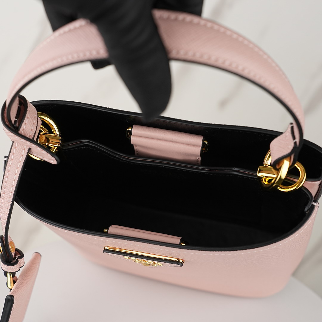 Prada 23x23x13cm jj1_8