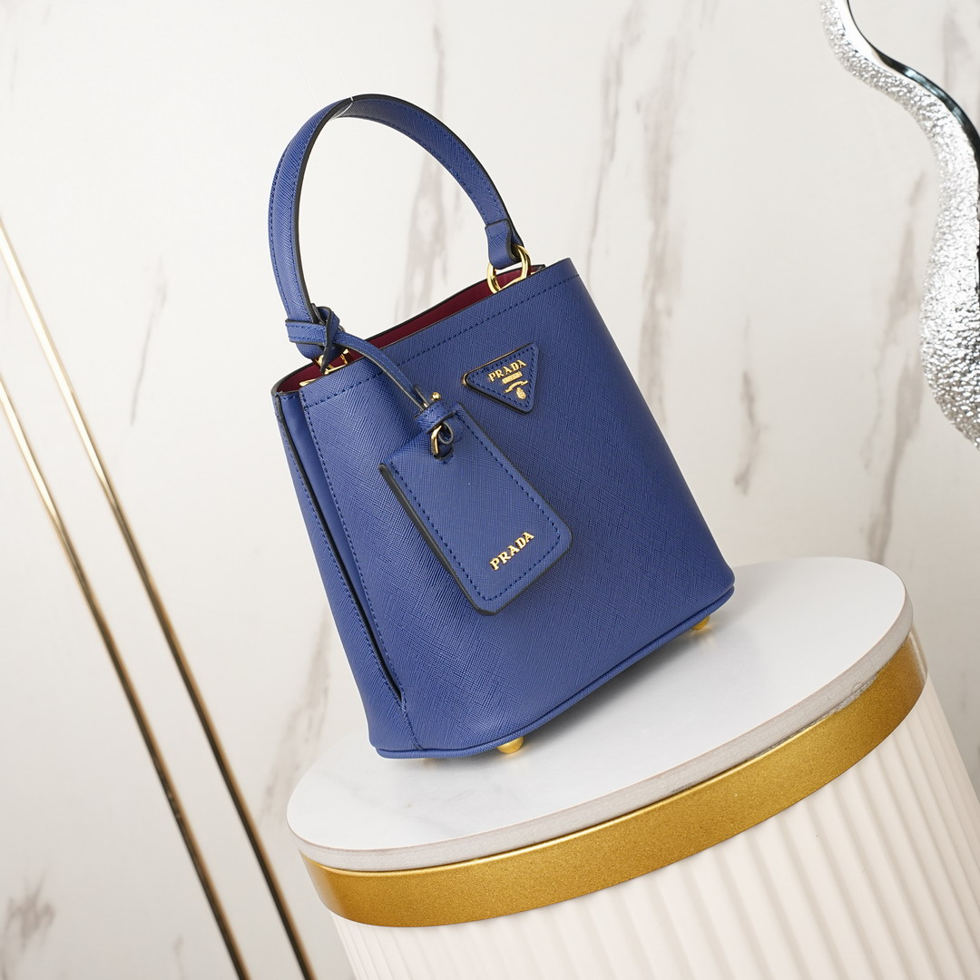 Prada 23x23x13cm jj2_2