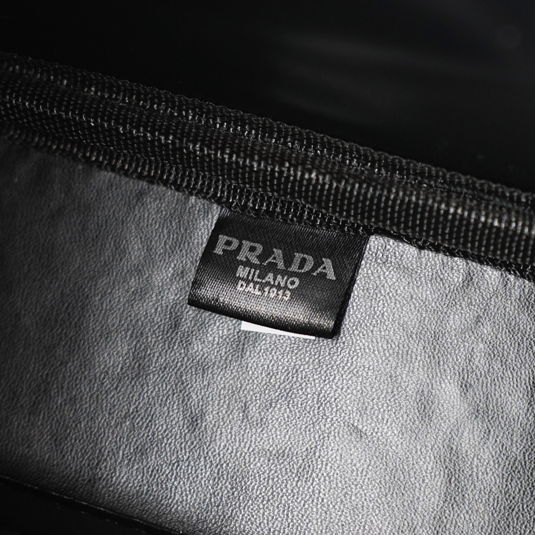 Prada 23x23x13cm jj2_7