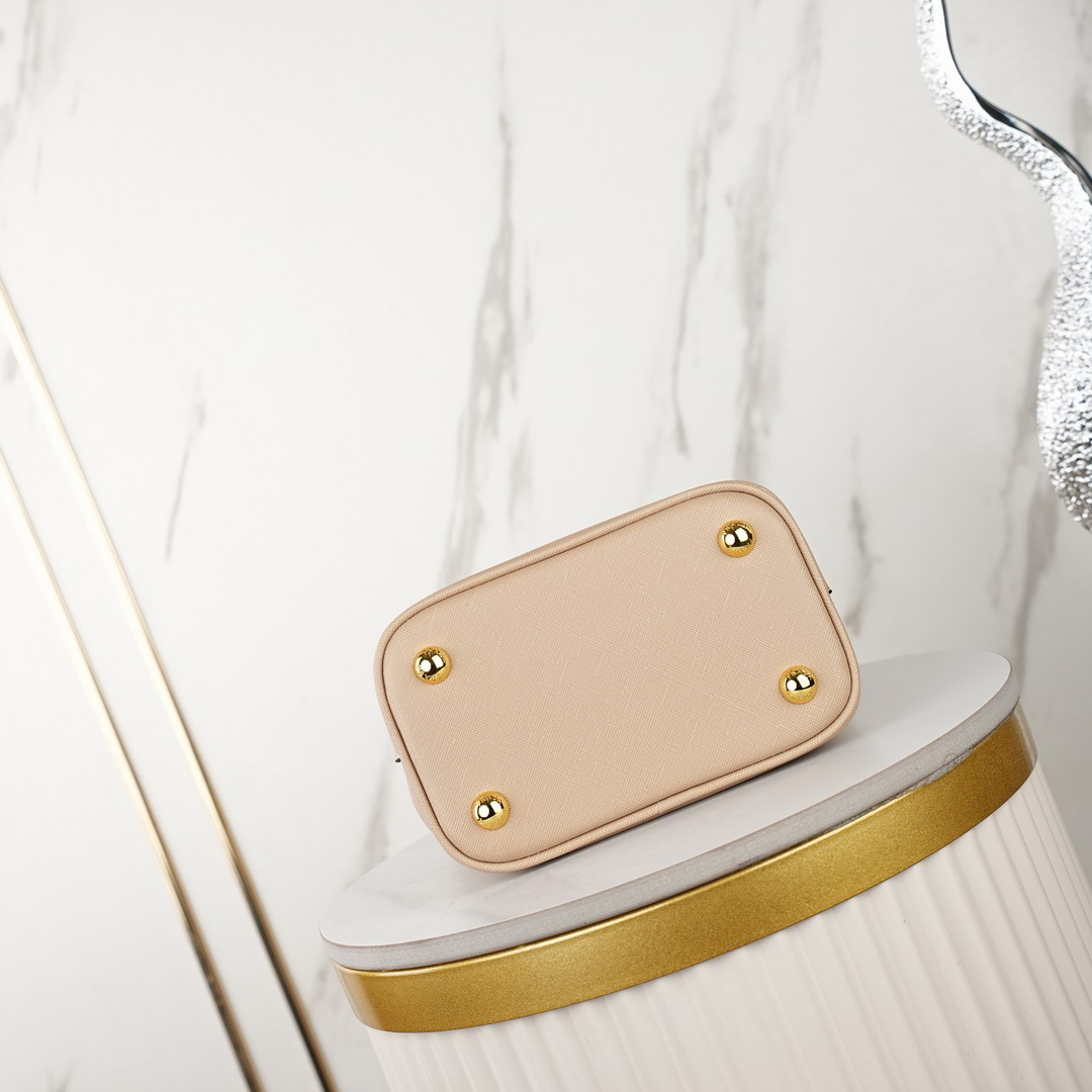 Prada 23x23x13cm jj3_4