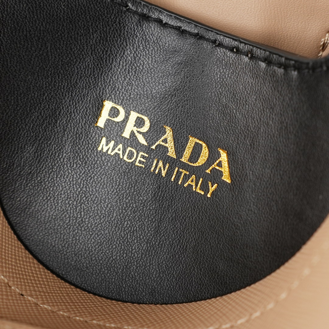 Prada 23x23x13cm jj3_7