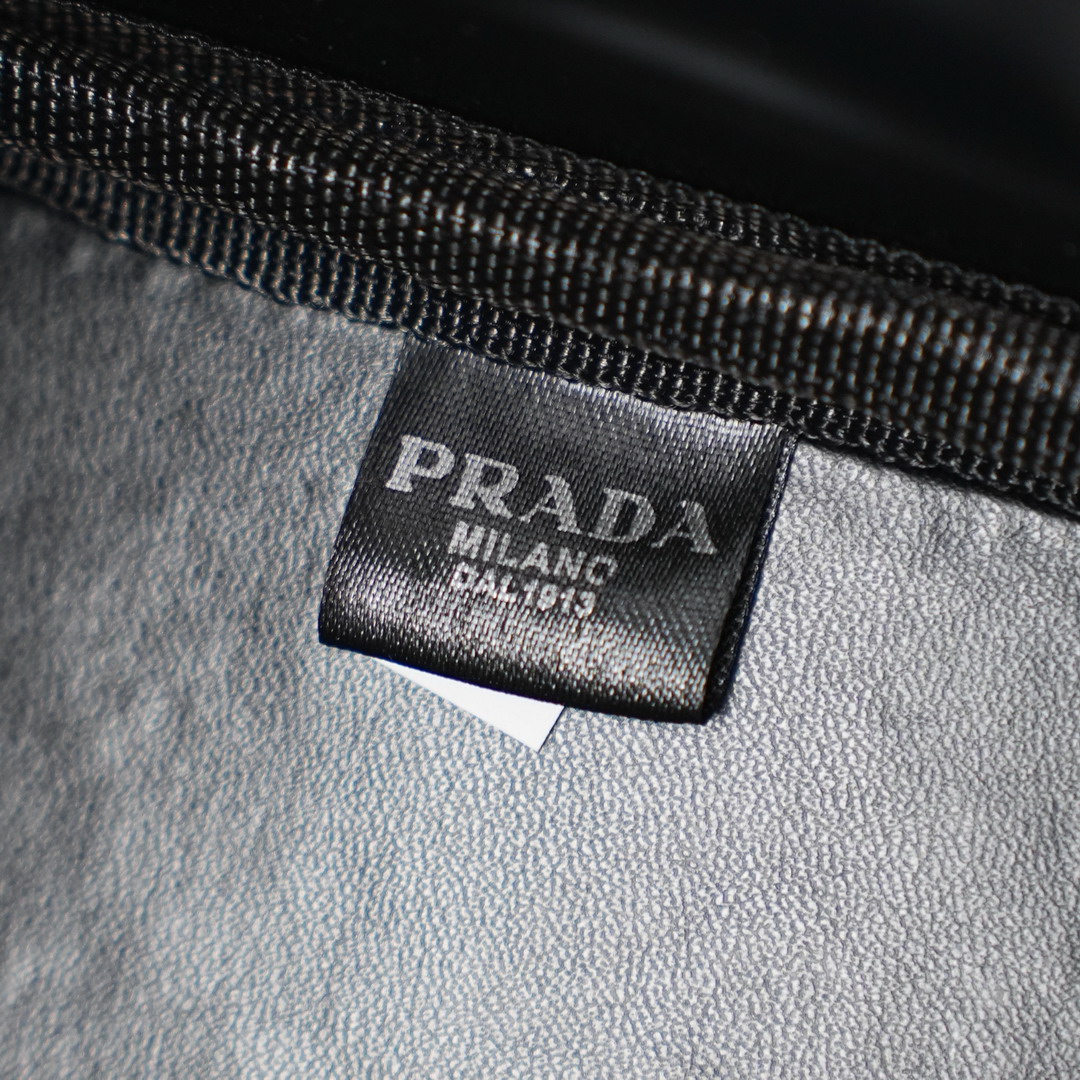 Prada 23x23x13cm jj_8