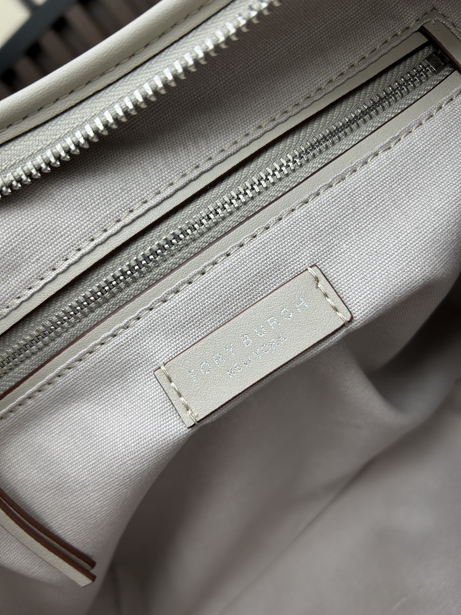 TB 29 5x25x12 5cm jj_8