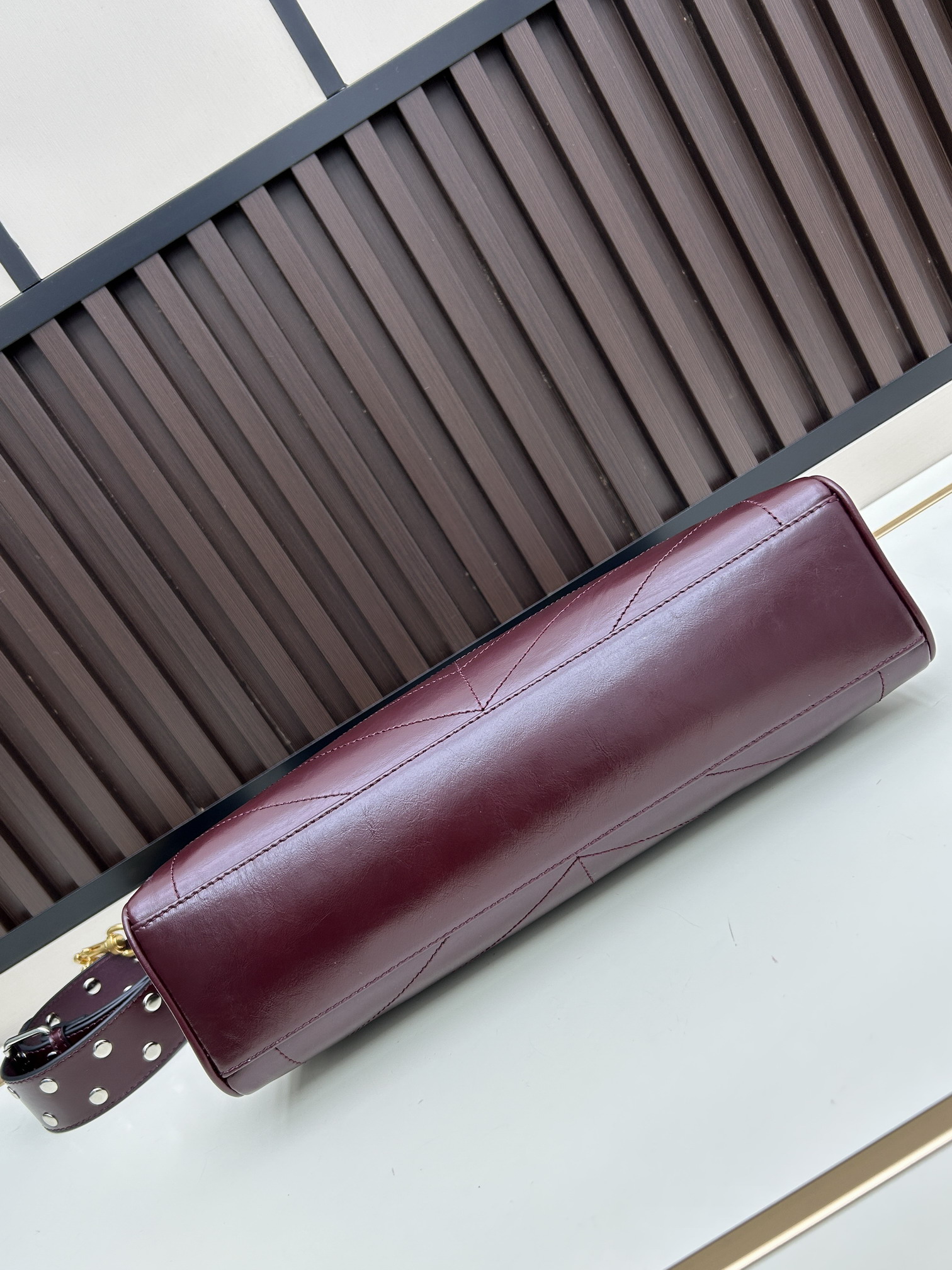 Val 20278 33x19 5x9cm jj1_5