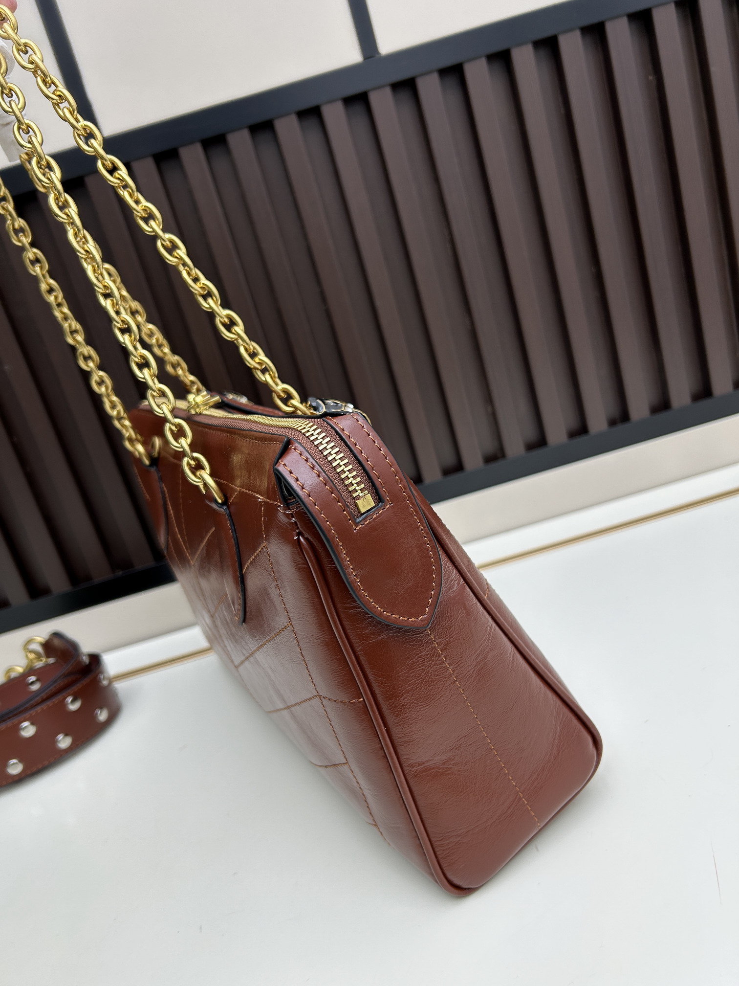 Val 20278 33x19 5x9cm jj2_3