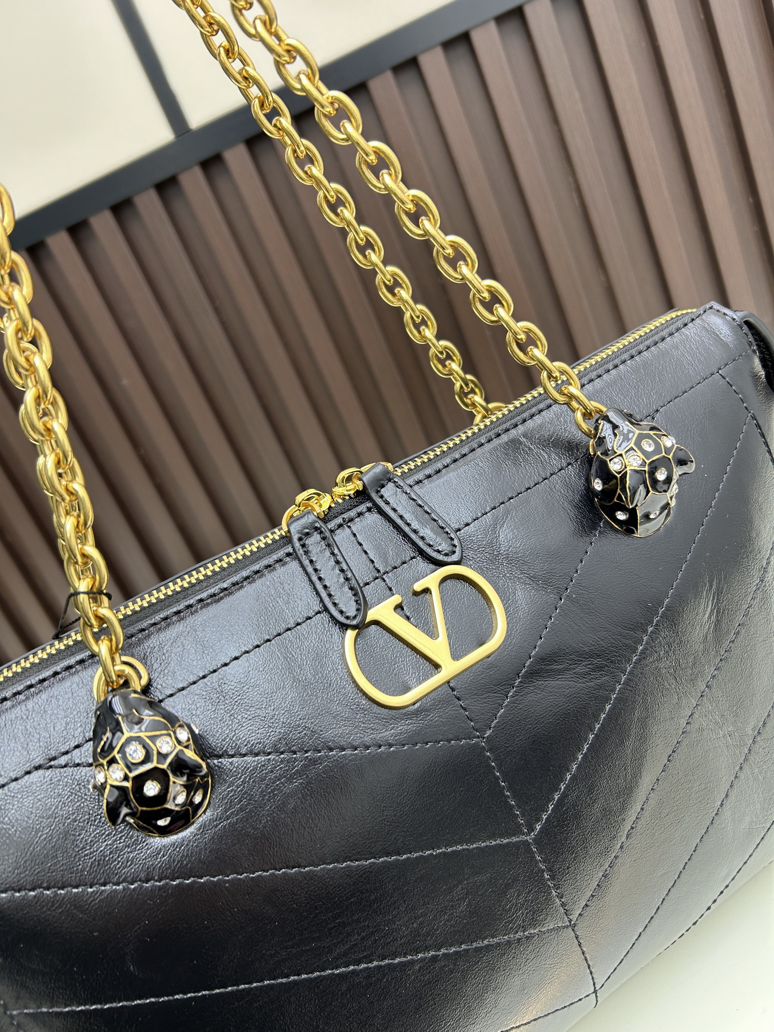 Val 20278 33x19 5x9cm jj3_4