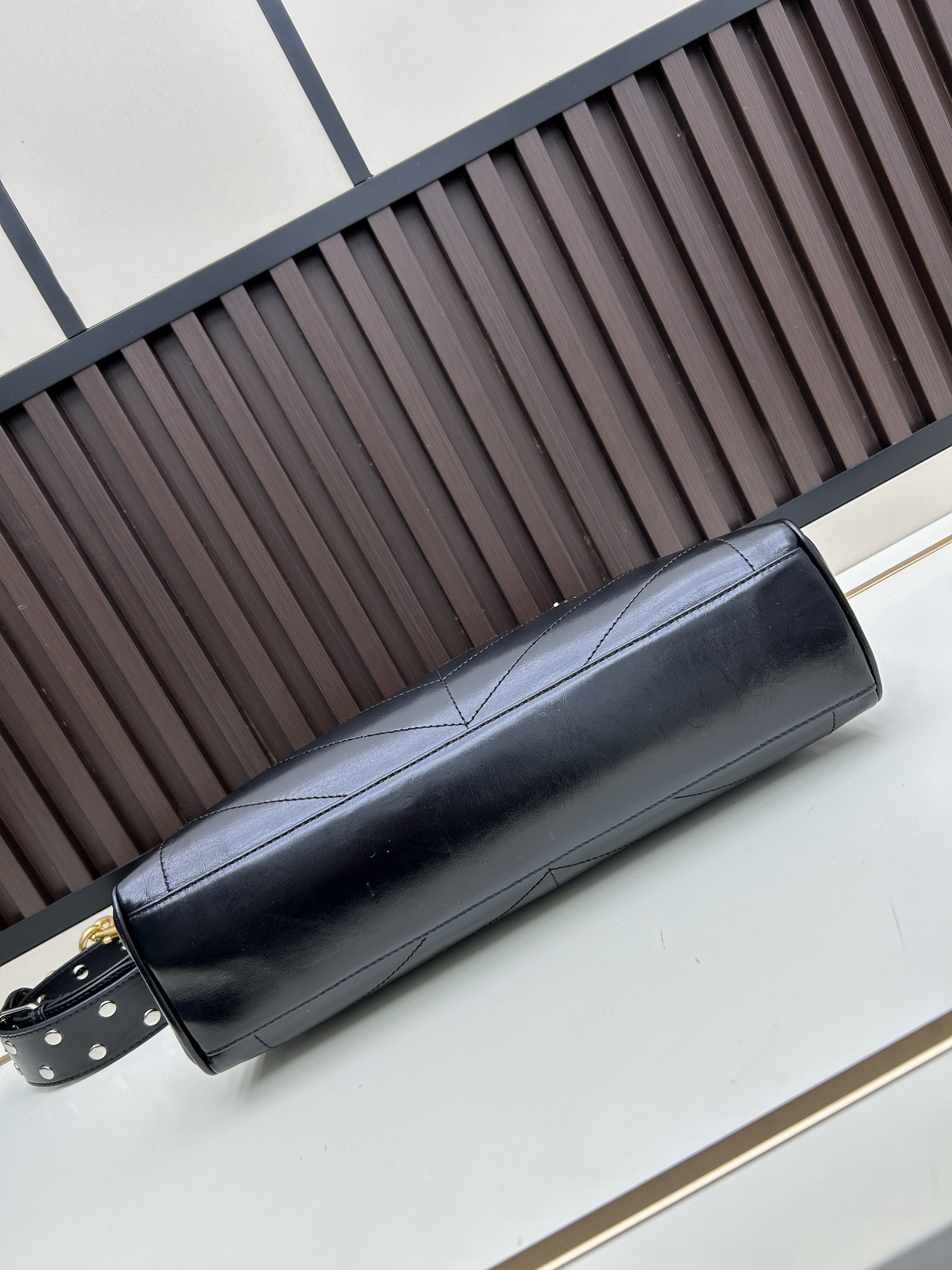 Val 20278 33x19 5x9cm jj3_5