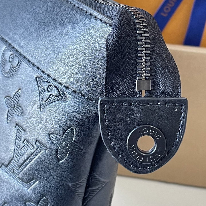 Voyage M82545 30x21x7 5cm ss_8