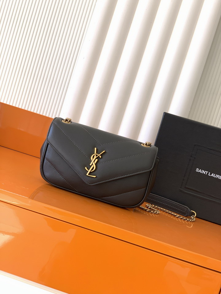 YSL lou 821749 20x12x6cm 8D5_1