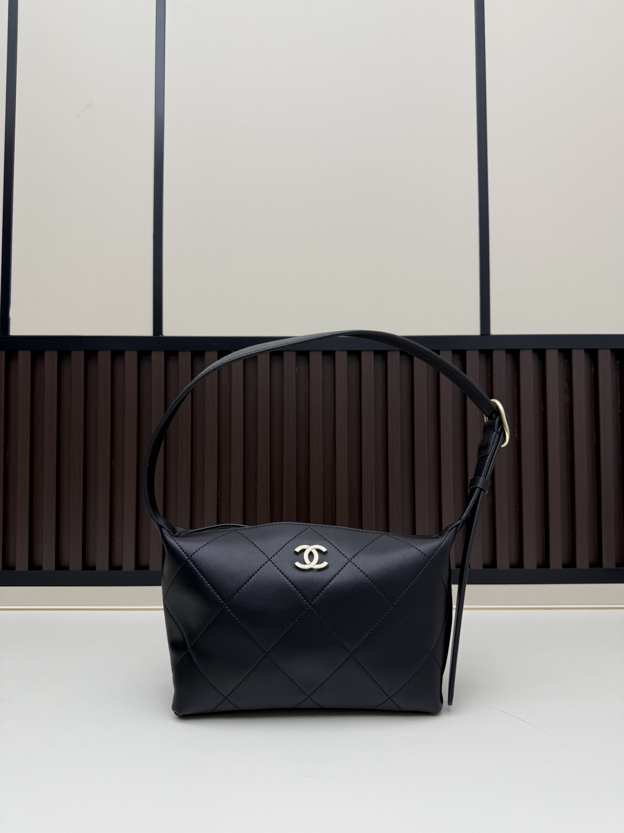 Chanel 07083 23x15x8cm jj_1