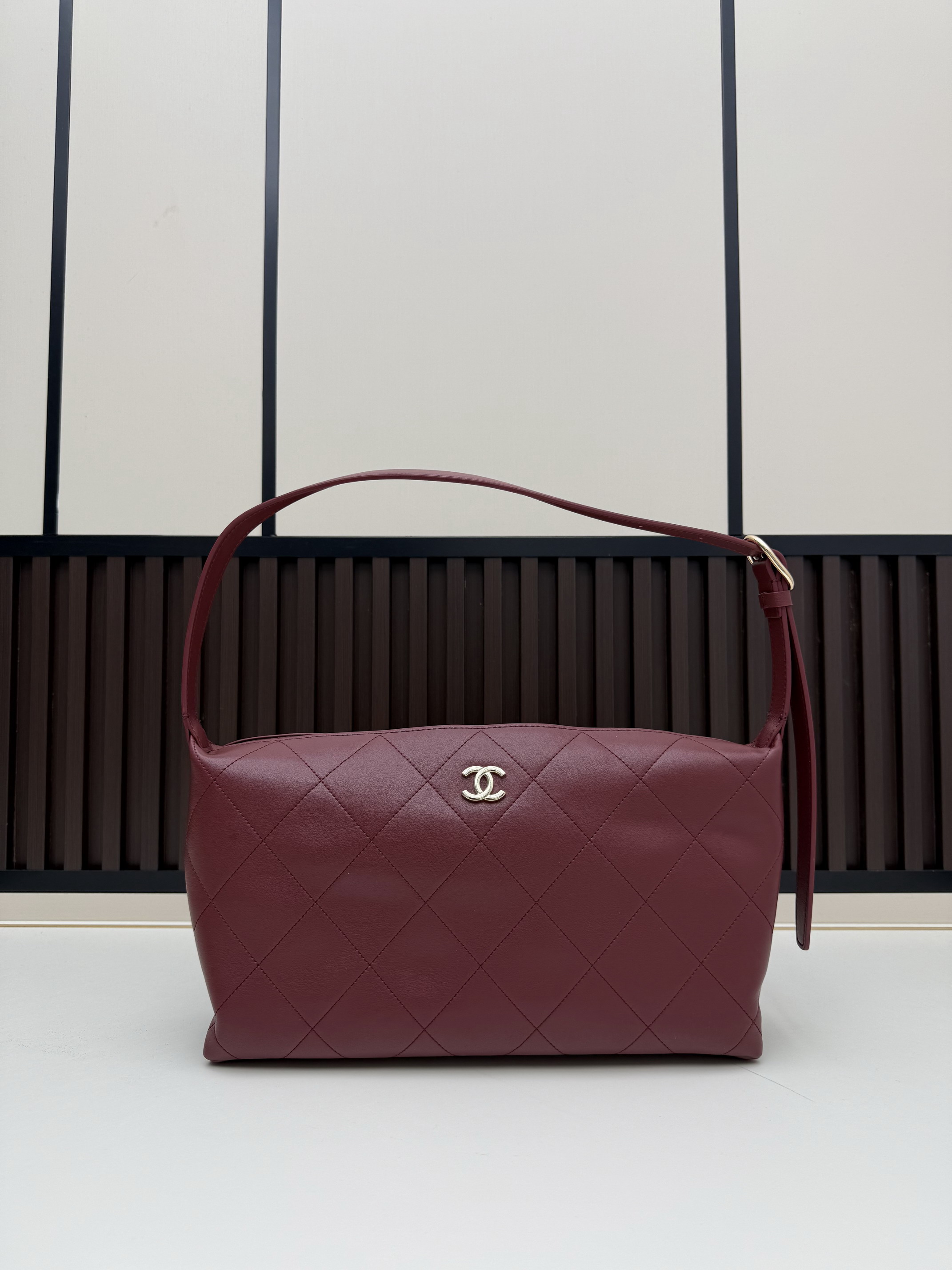 Chanel 07084 34x19x10cm jj1_1