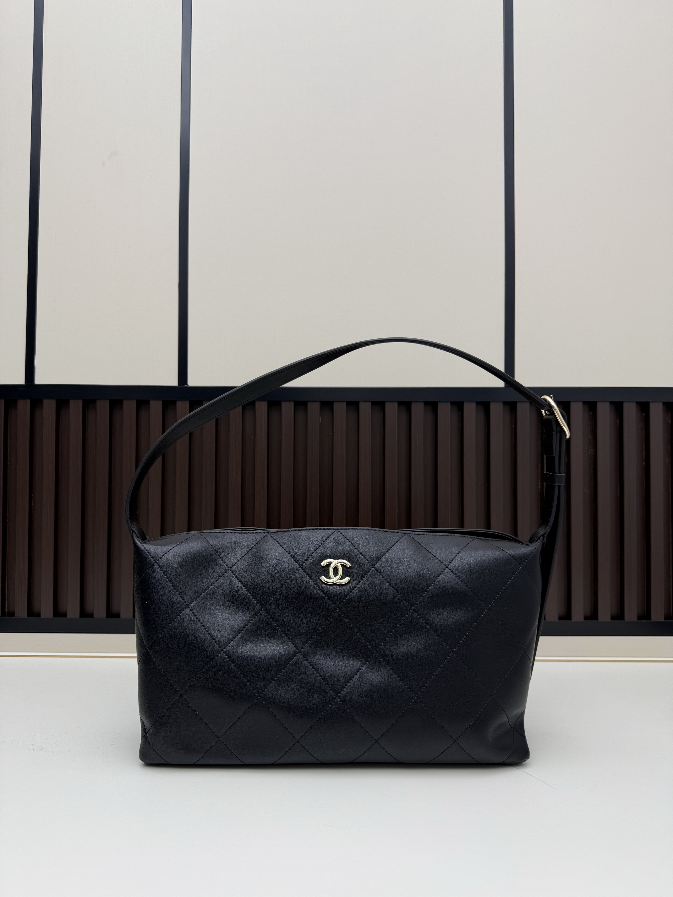 Chanel 07084 34x19x10cm jj_1