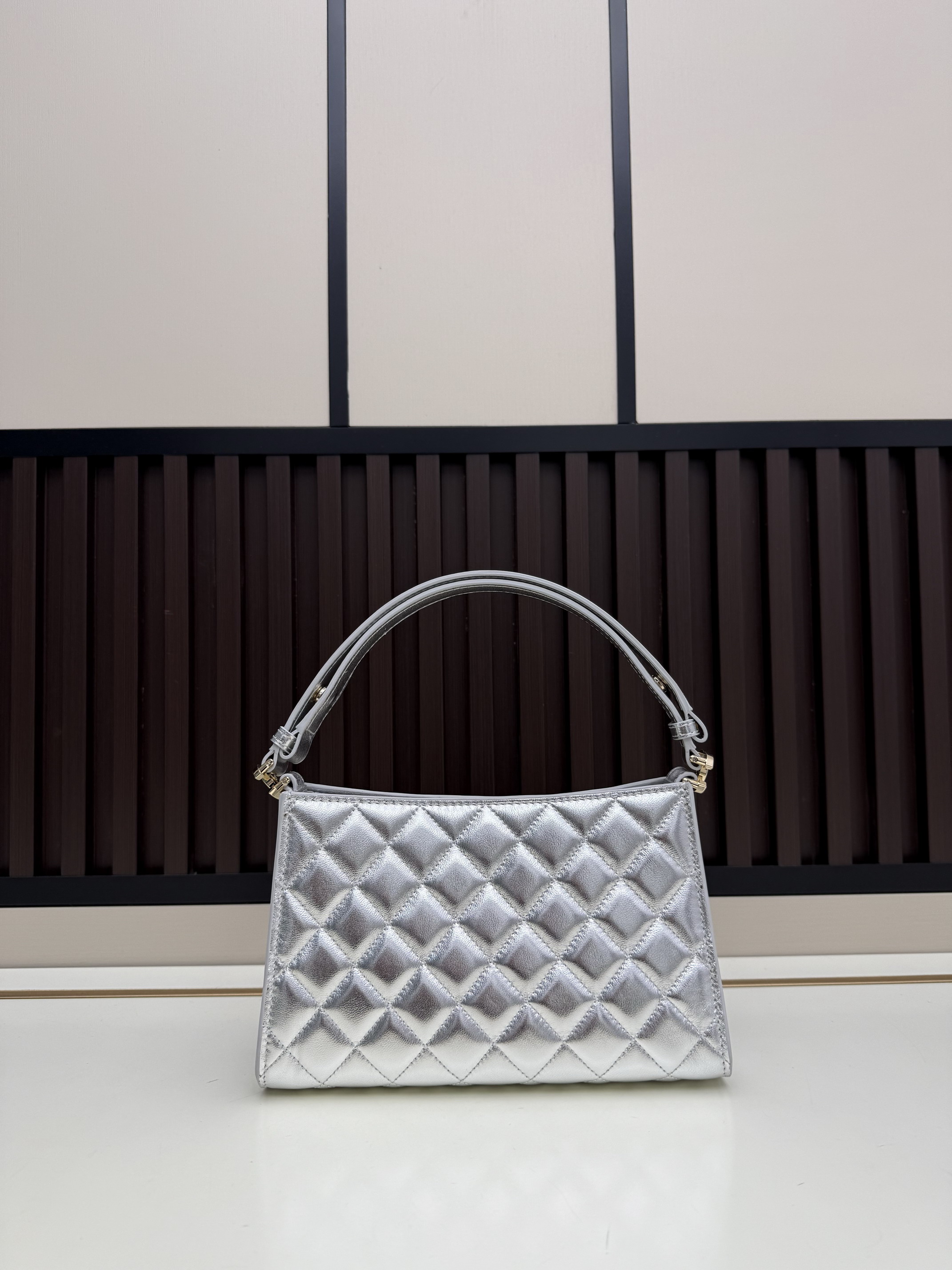 Chanel 09159 14x22 5x7 5cm jj2_1