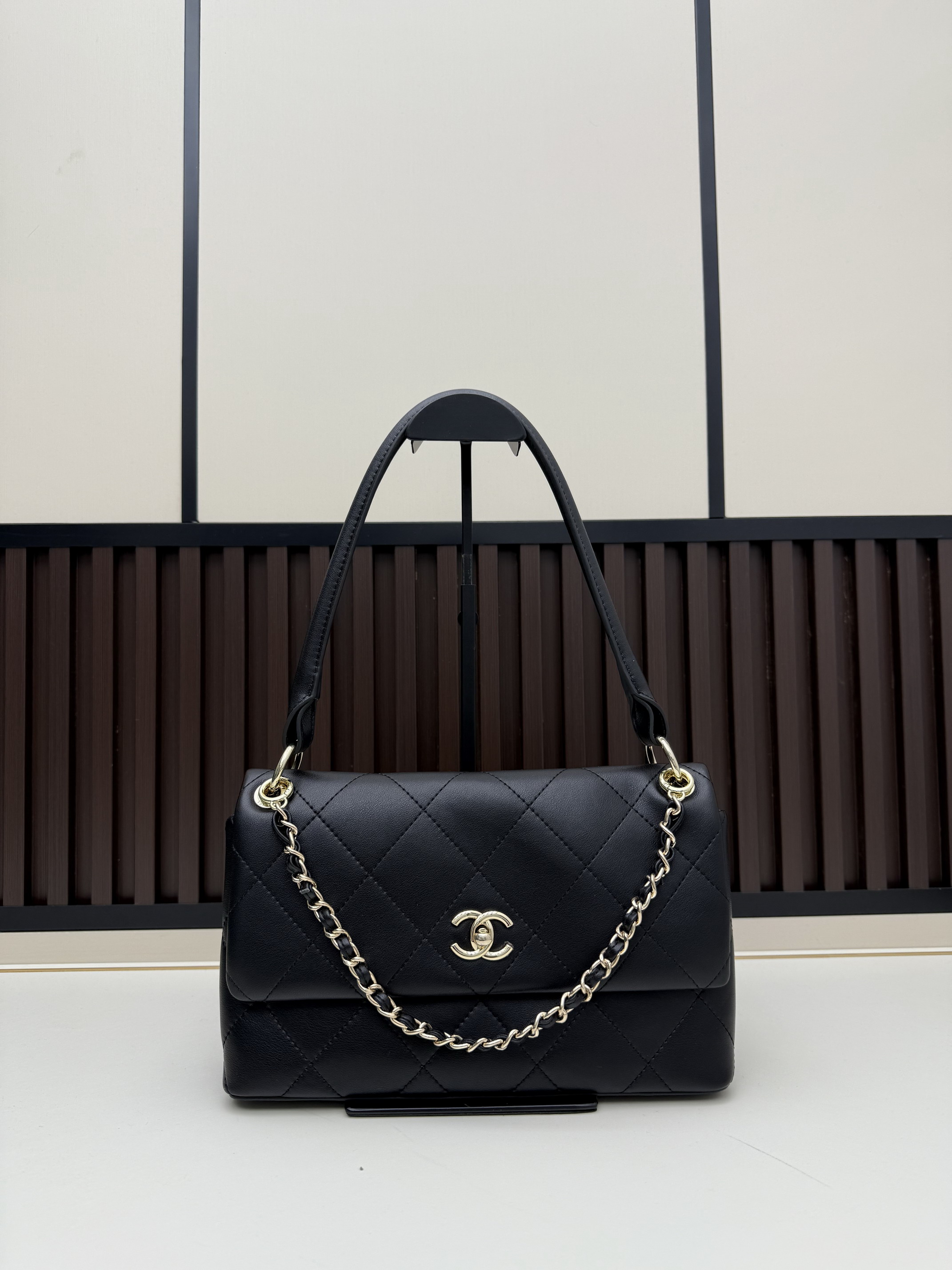 Chanel 09171 28x17x8cm jj_1