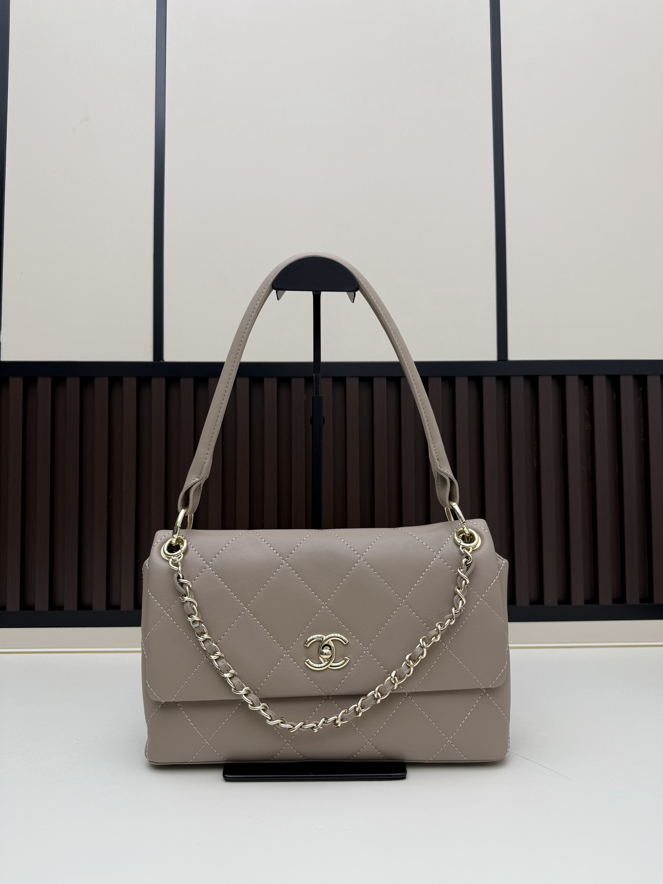 Chanel 09171 28x17x8cm jj3_1