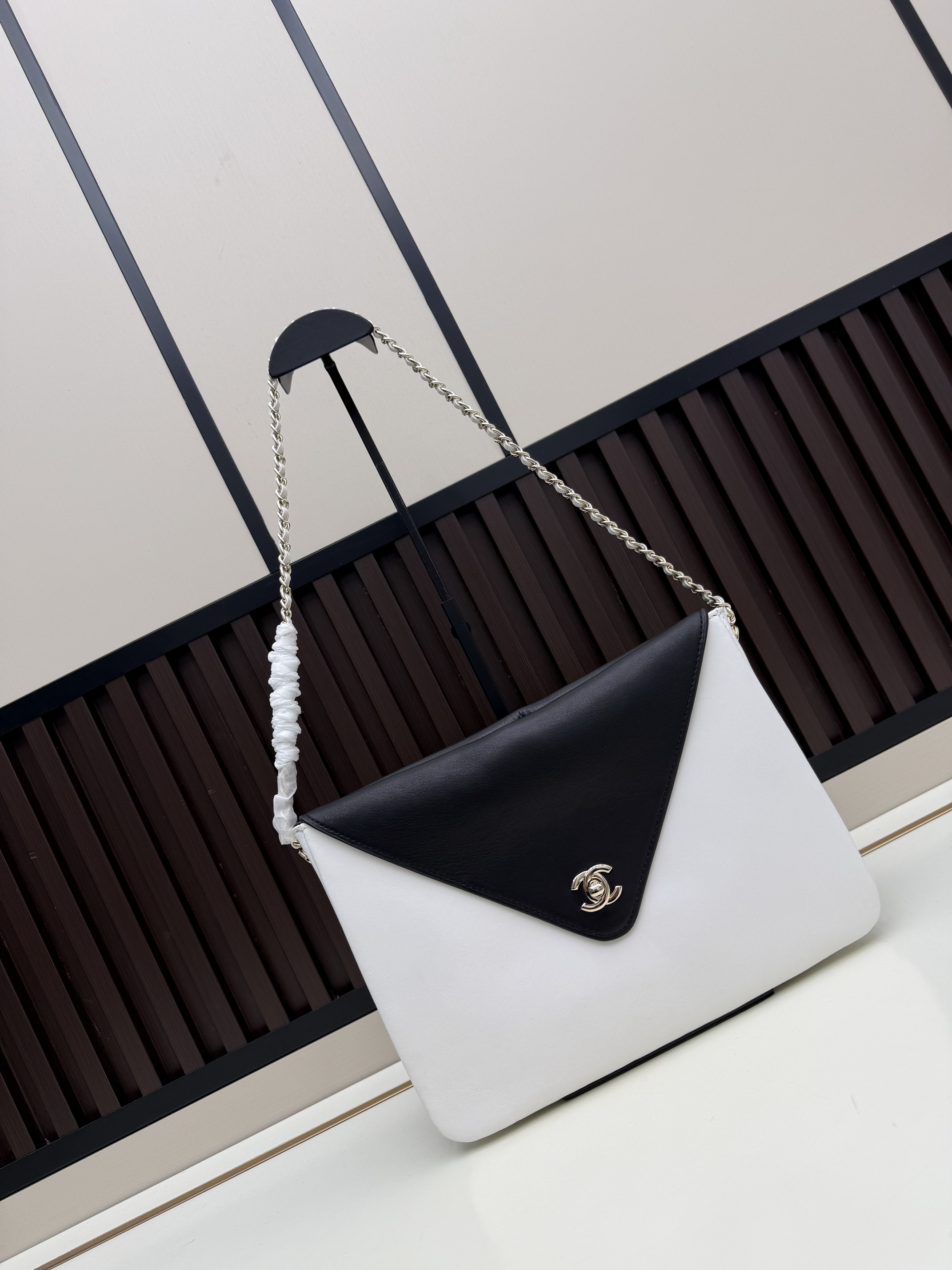 Chanel 1A027 29x21x5cm jj1_1
