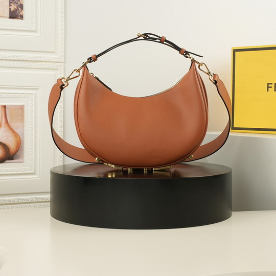 Fendi praphy 0058 29x24 5x10cm ss1_1