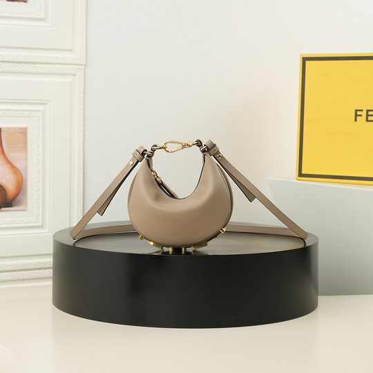Fendi praphy 0060 16 5x14x5cm ss1_1