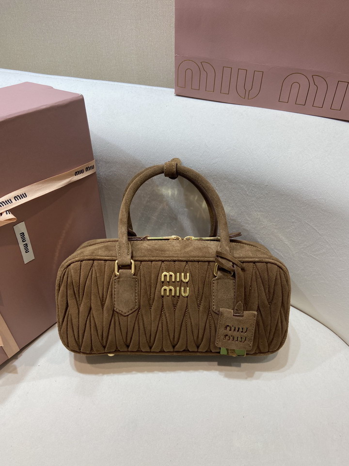 Miu 5BB148 27x12x9cm AP_3