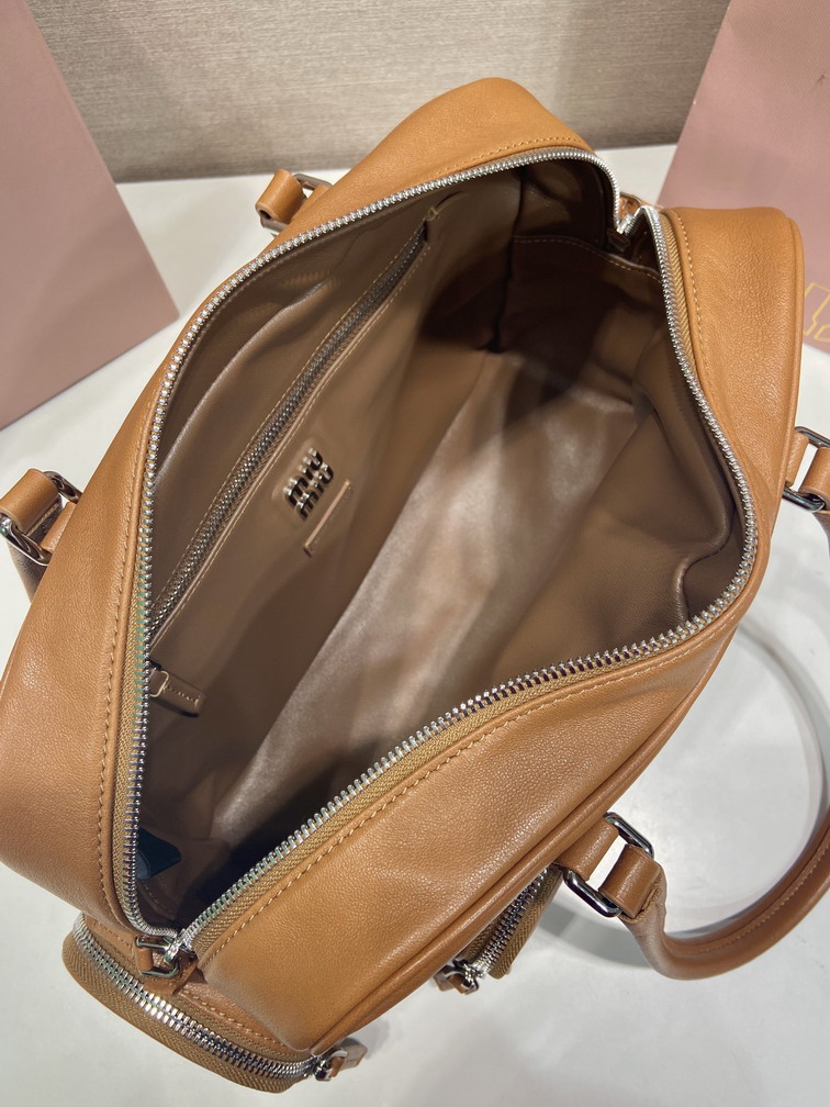 Miu 5BB159 32x22x14cm AP2_8
