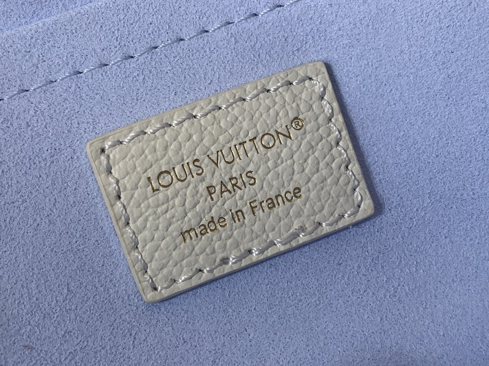 On m27577 13x10x25cm gf_8