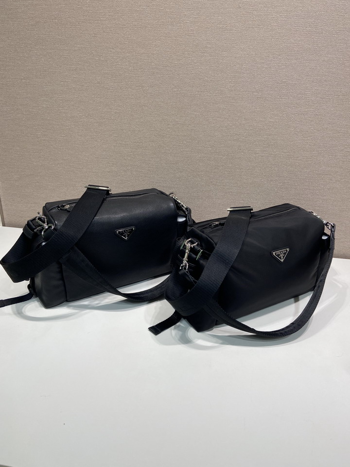 Prada Explore 2VH206 31x17x11cm AP_1