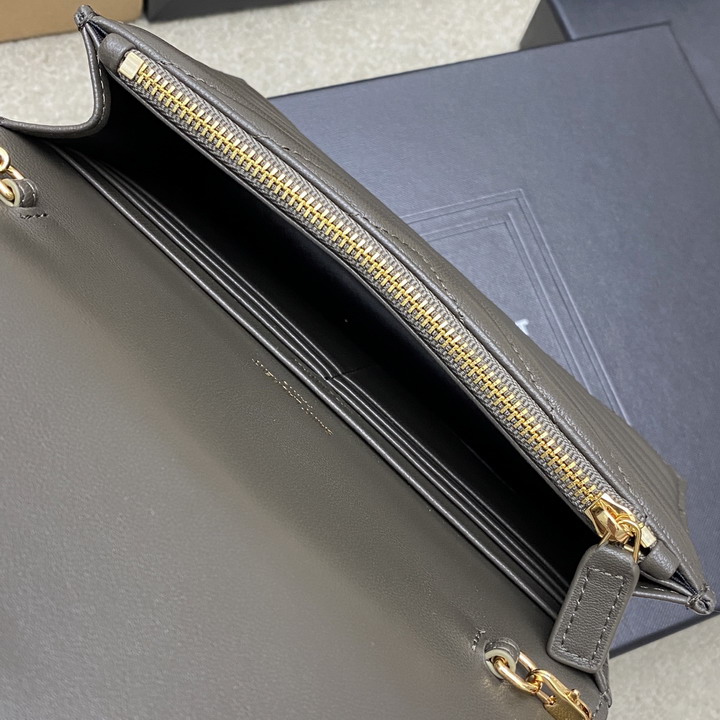 YSL 393953 19x11 5x4cm 8D11_8