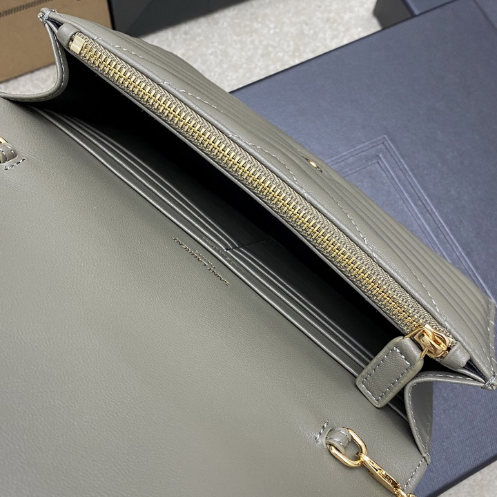 YSL 393953 19x11 5x4cm 8D13_8