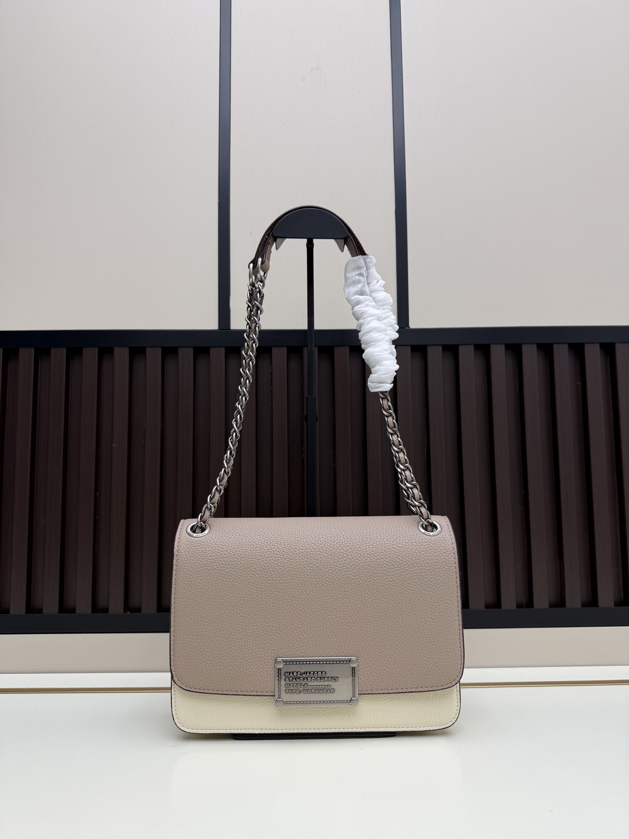 Marc Jacobs 008942 24x7x17cm jj5_1