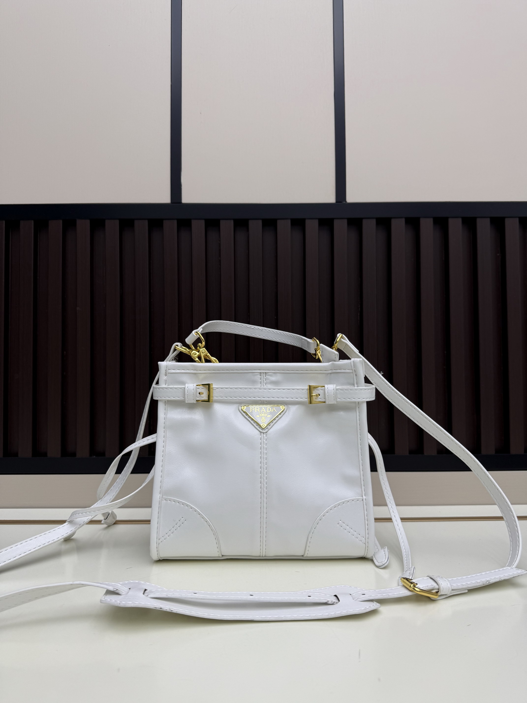 Prada Bonnie 2615 20x19x10cm jj3_1