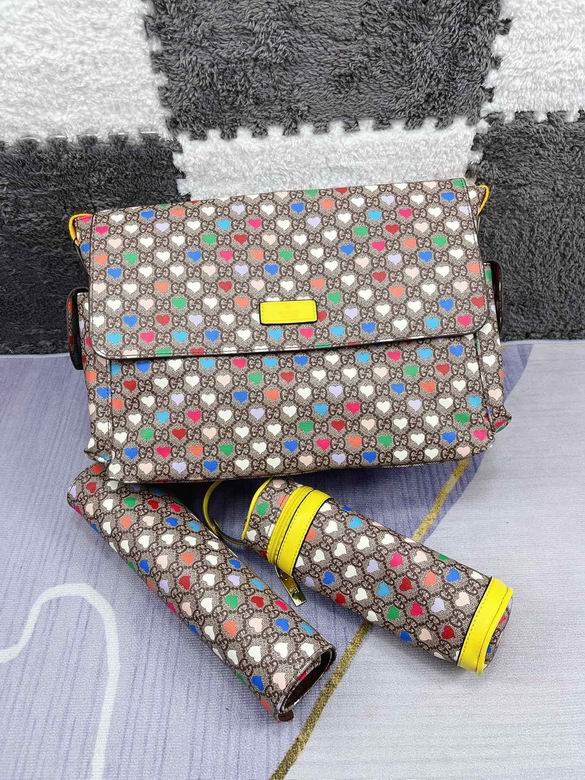 Gucci 42x30x15cm CX 8