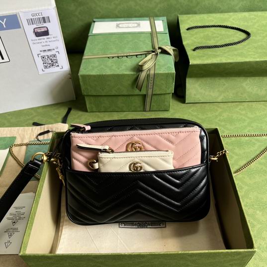 Gucci 699758 22.5x15.5x4cm CN
