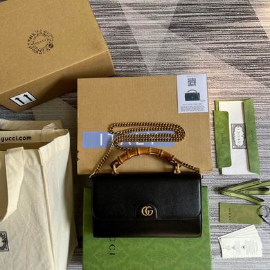 675794 24X14.5X4.5cm MP 4colour