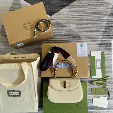 675797 21X15X7cm MP 9