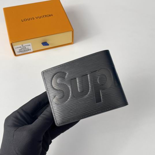 Supreme M67542黑 11.5x9x5cm gf