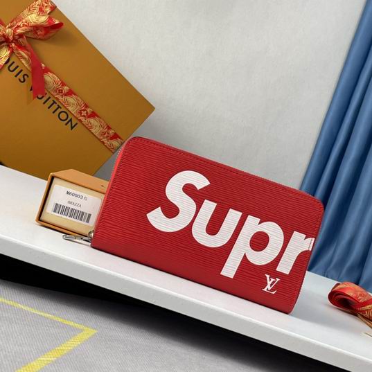 Supreme M67544 21x12x2cm gf