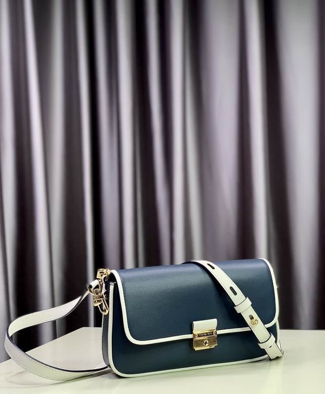 Bradshaw 26X14X4cm 031204 EY 8colour