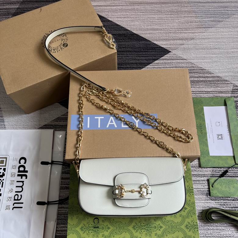 735178 24X13X5cm MP 4colour